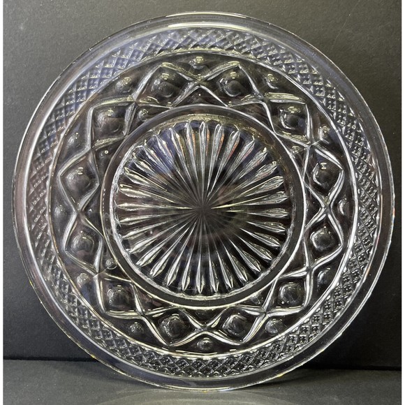 4 Imperial CAPE COD Crystal Clear Salad Plates 8 1/8" - Picture 5 of 5